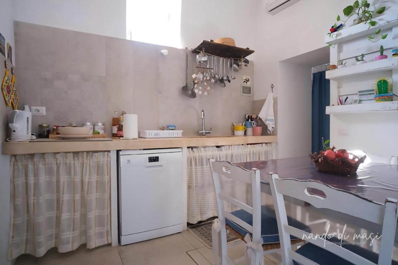 Masseria Giangrande - Rooms And Apartment ポリニャーノ・ア・マーレ エクステリア 写真