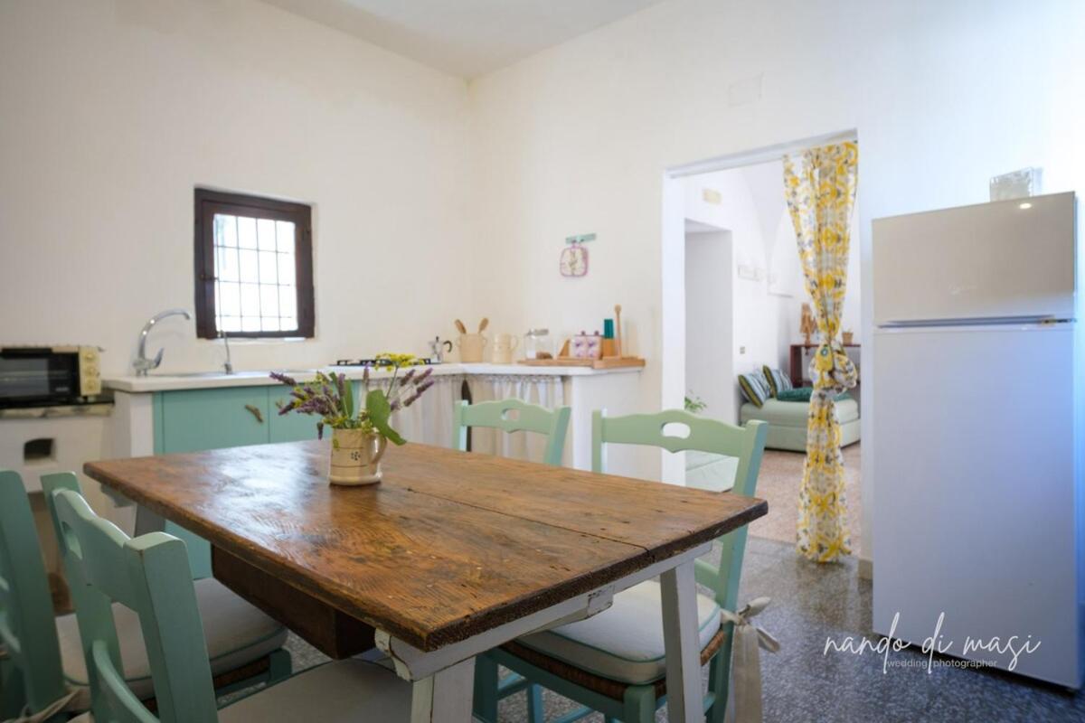 Masseria Giangrande - Rooms And Apartment ポリニャーノ・ア・マーレ エクステリア 写真